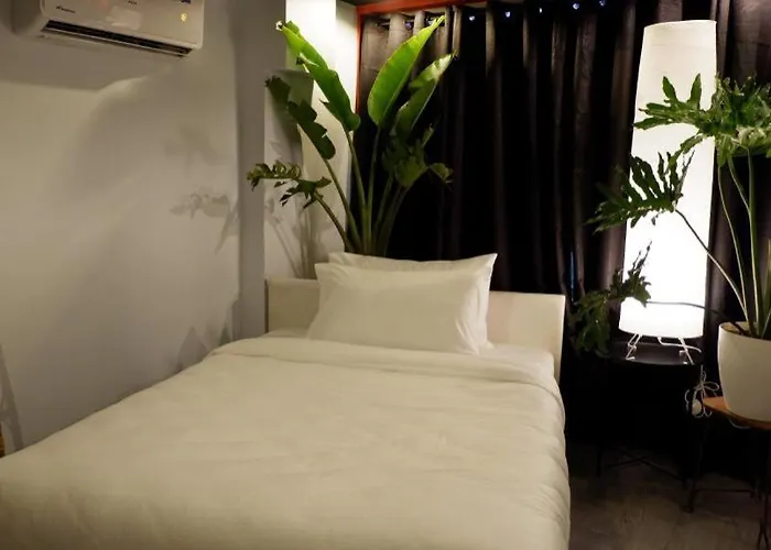 Havitat Boutique - Poblacion Hotel