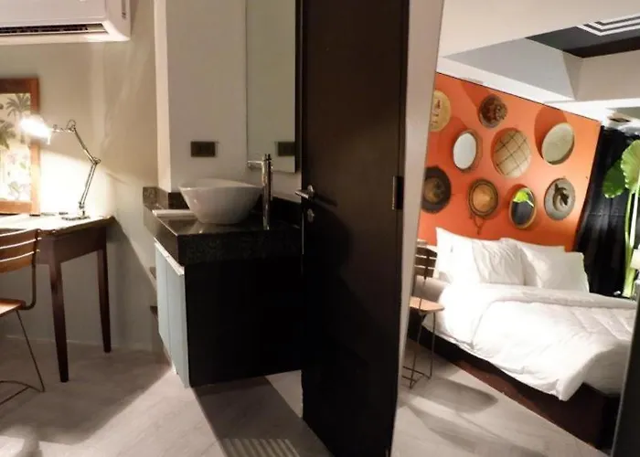 Havitat Boutique - Poblacion Hotel Manila